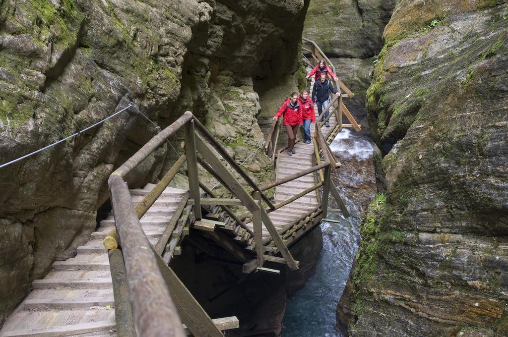 Appartementhaus Sporthotel Moelltal Flattach Esterno foto