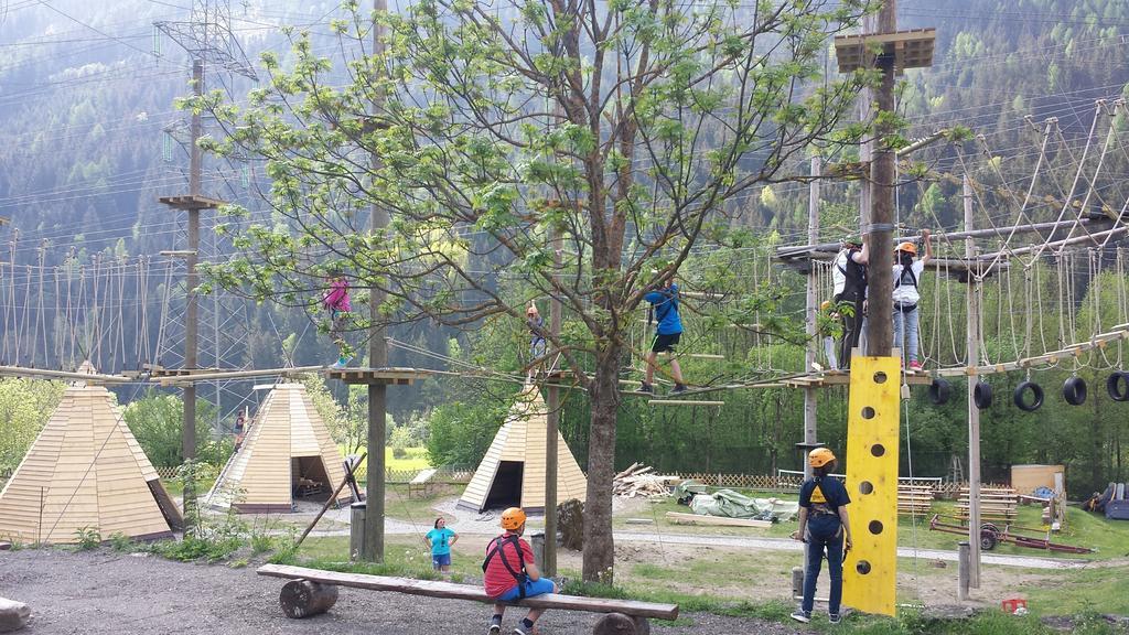 Appartementhaus Sporthotel Moelltal Flattach Esterno foto