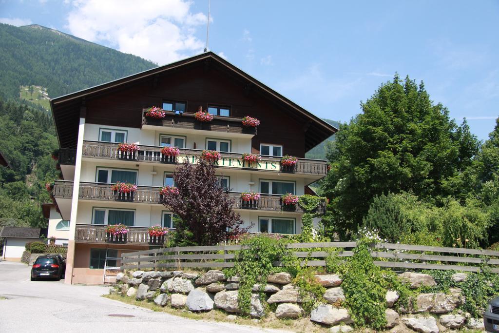 Appartementhaus Sporthotel Moelltal Flattach Esterno foto