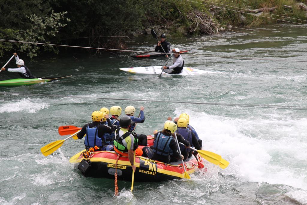 Appartementhaus Sporthotel Moelltal Flattach Esterno foto